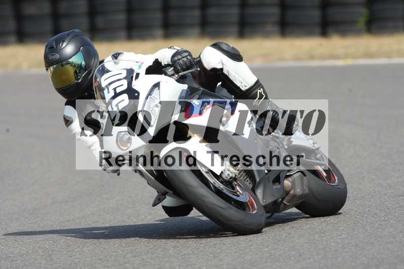 /Archiv-2022/55 14.08.2022 Plüss Moto Sport ADR/Freies Fahren/550